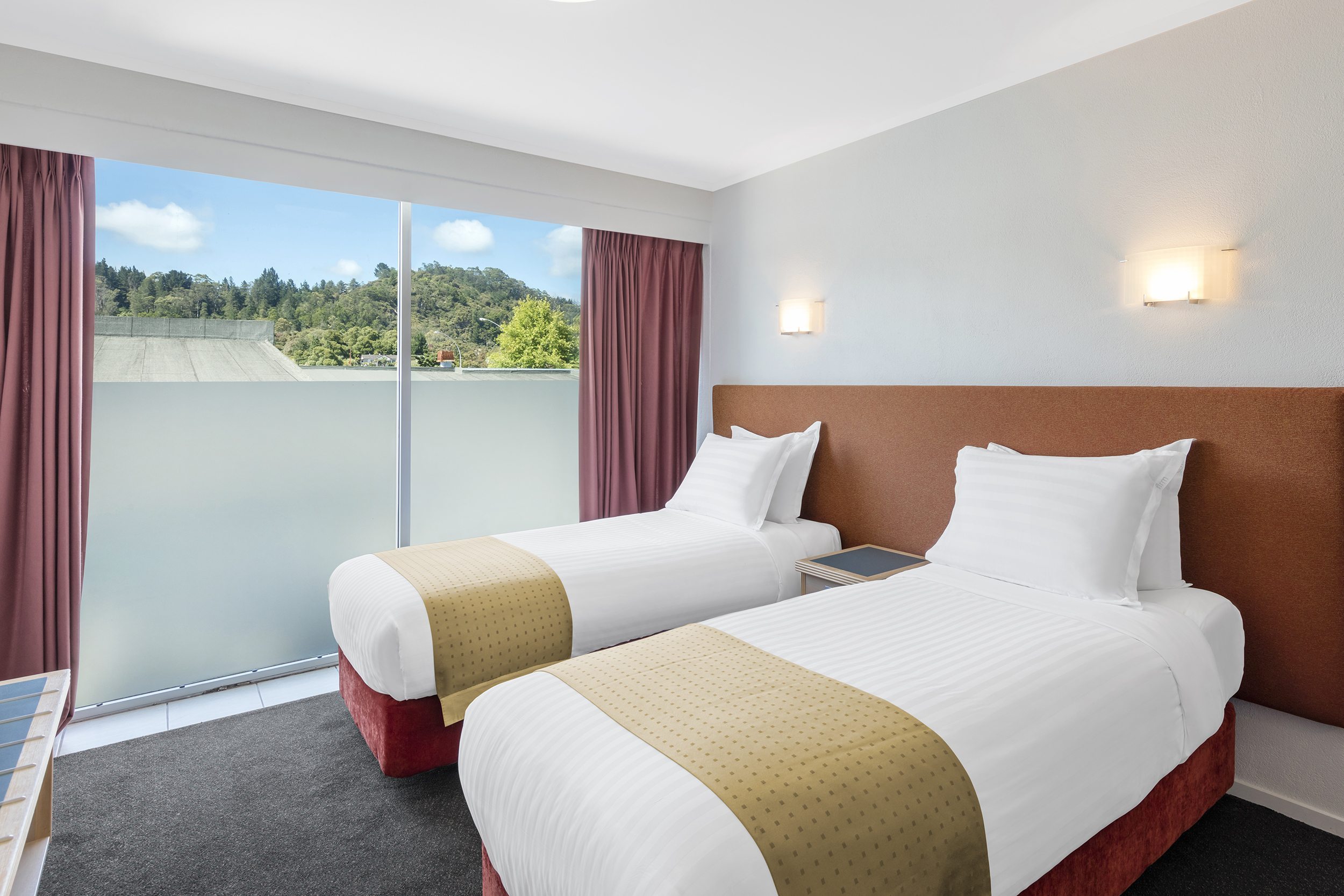 Rotorua hotel room