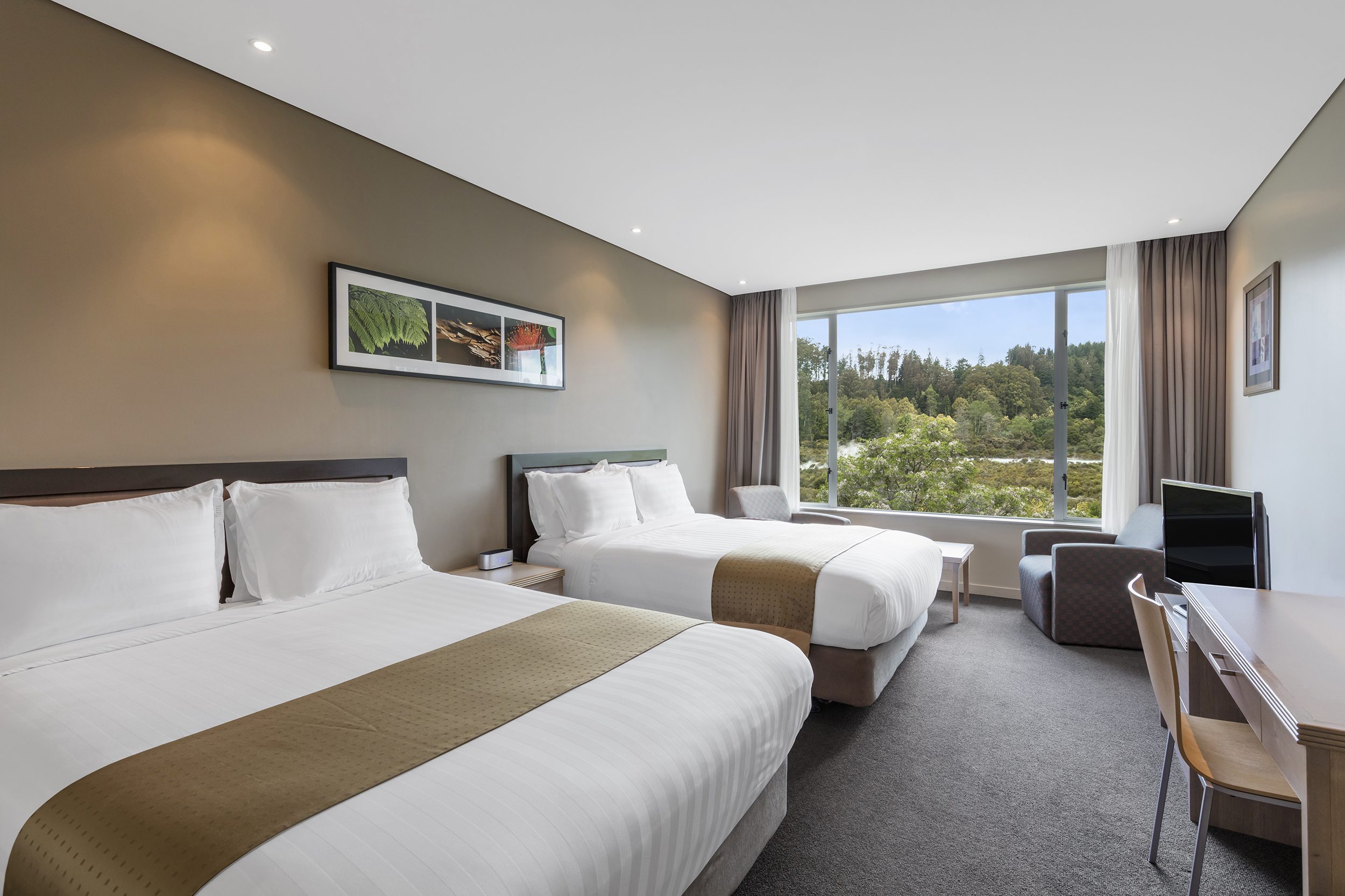 Rotorua hotel room